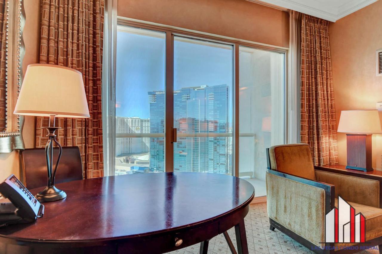 Mgm Signature-29-607 F1 Track & Strip View Balcony Holiday home Las Vegas